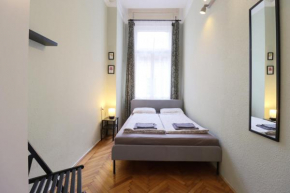 Joseph Boulevard Apartment - 3BDR, 2BATH, 8PPL